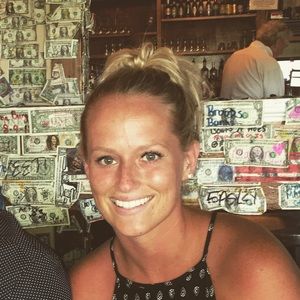 Meet your Posher, Kaitlin